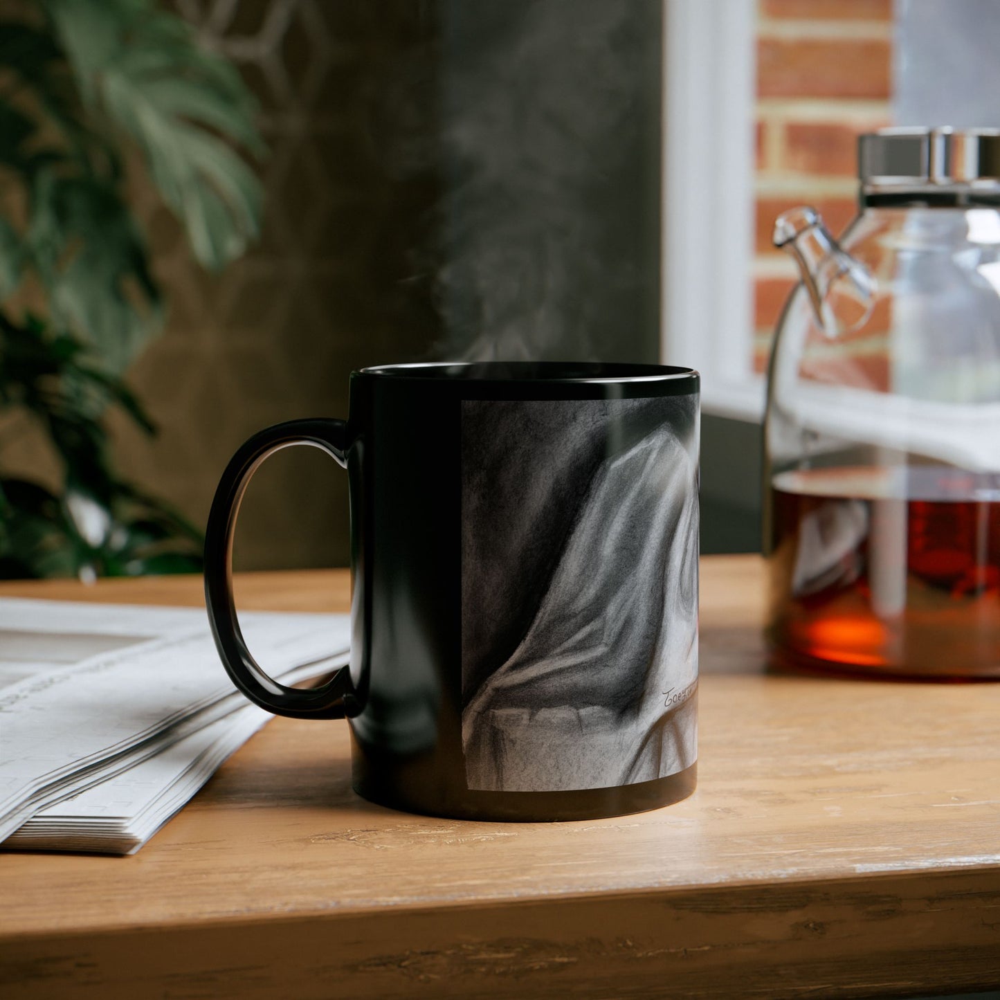 THE CHAIR BY JOEY WATTS BLACK GLOSSY MUG