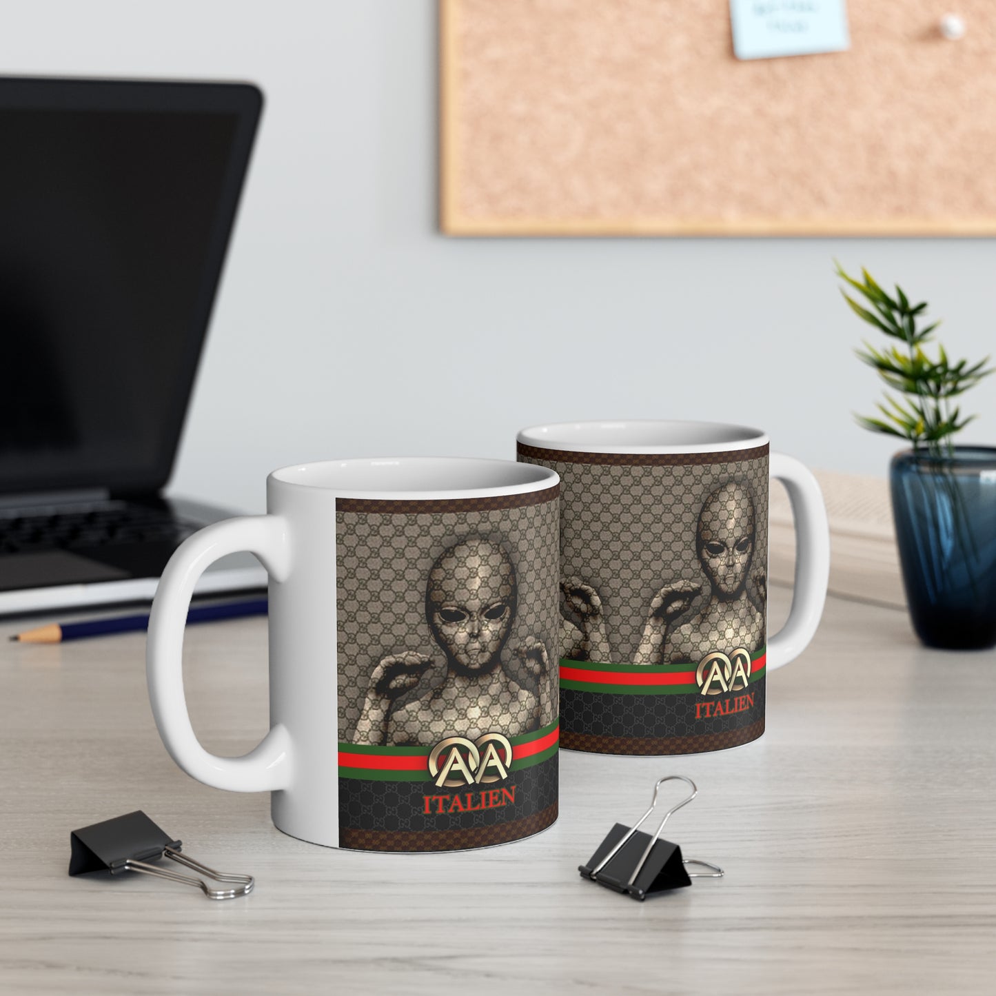 ITALIEN 'HOLOGRAM' DESIGNER WHITE GLOSSY MUG 11 OZ